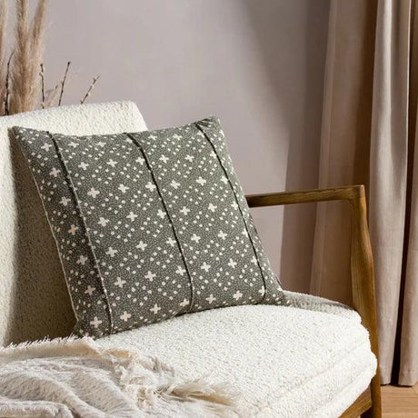 Helm Organic Look Cotton Cushion Lichen.