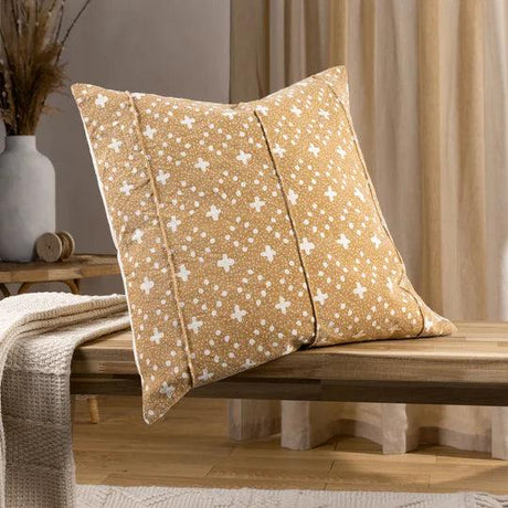 Helm Organic Look Cotton Cushion Yolk.