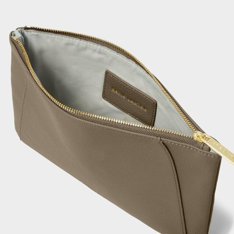 Hana Pouch in Mink.
