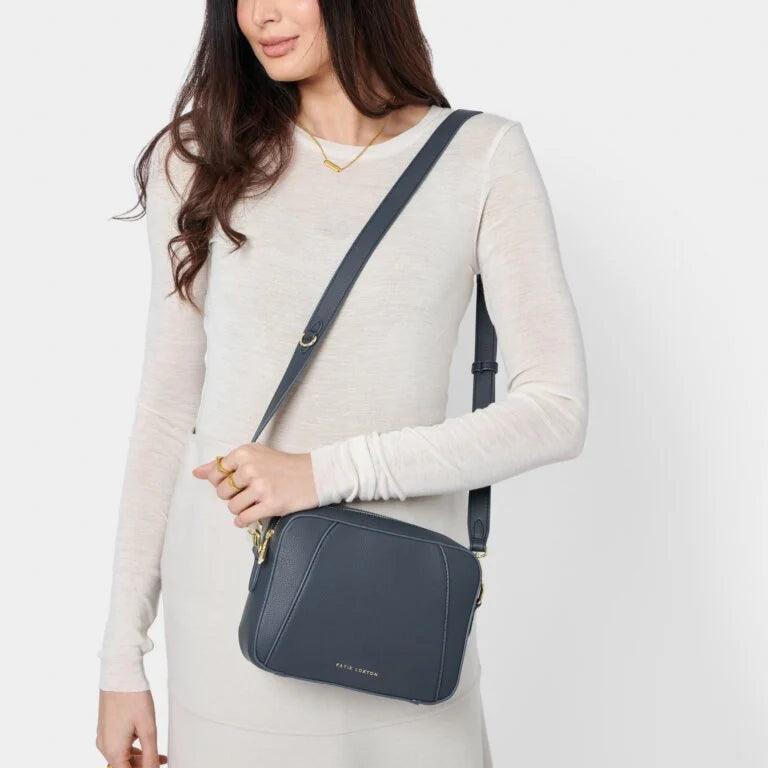 Hana Crossbody Bag in Navy.