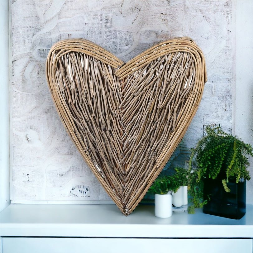 Extra Large Natural Wicker Heart - Persora