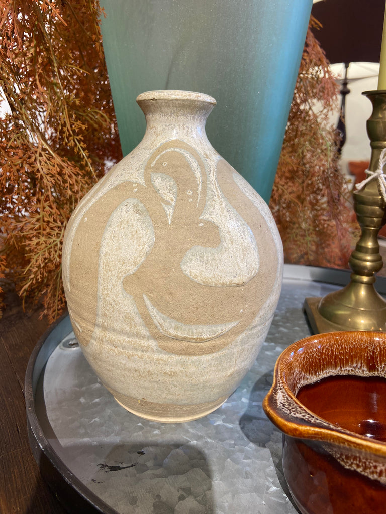 Mid Century Swirl Vase | The Lunatiques