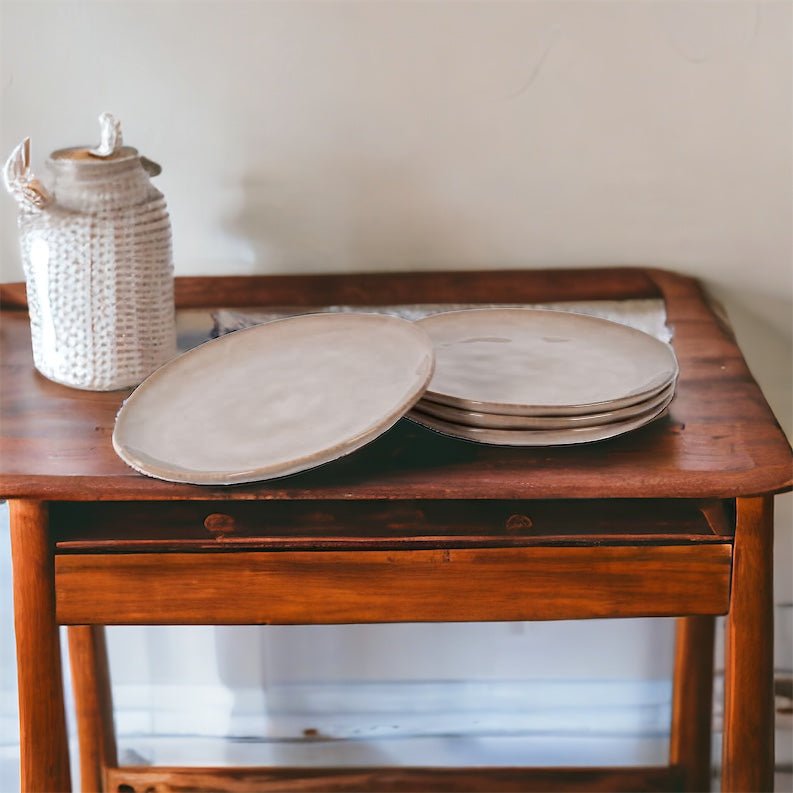 Large Dining Plate in Taupe - Persora