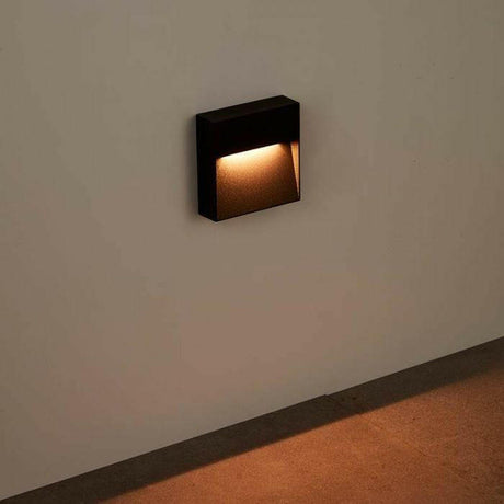 Yukon Outdoor Wall Light.